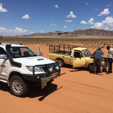 Namibie rondreis hulp bieden onderweg